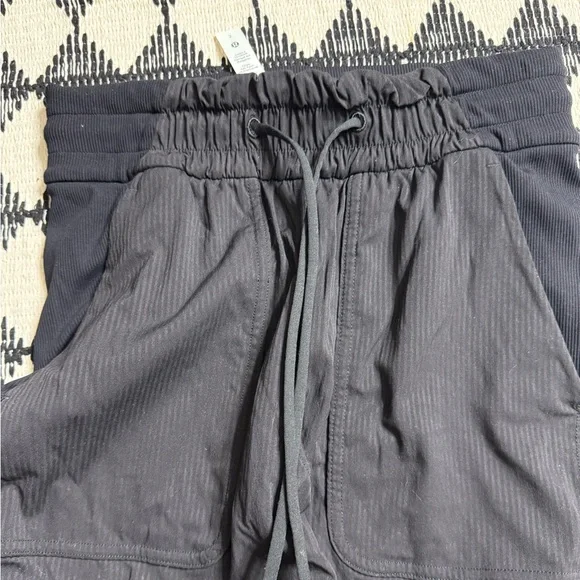 Lululemon Athletica black dance studio mid rise jogger - Picture 7 of 10